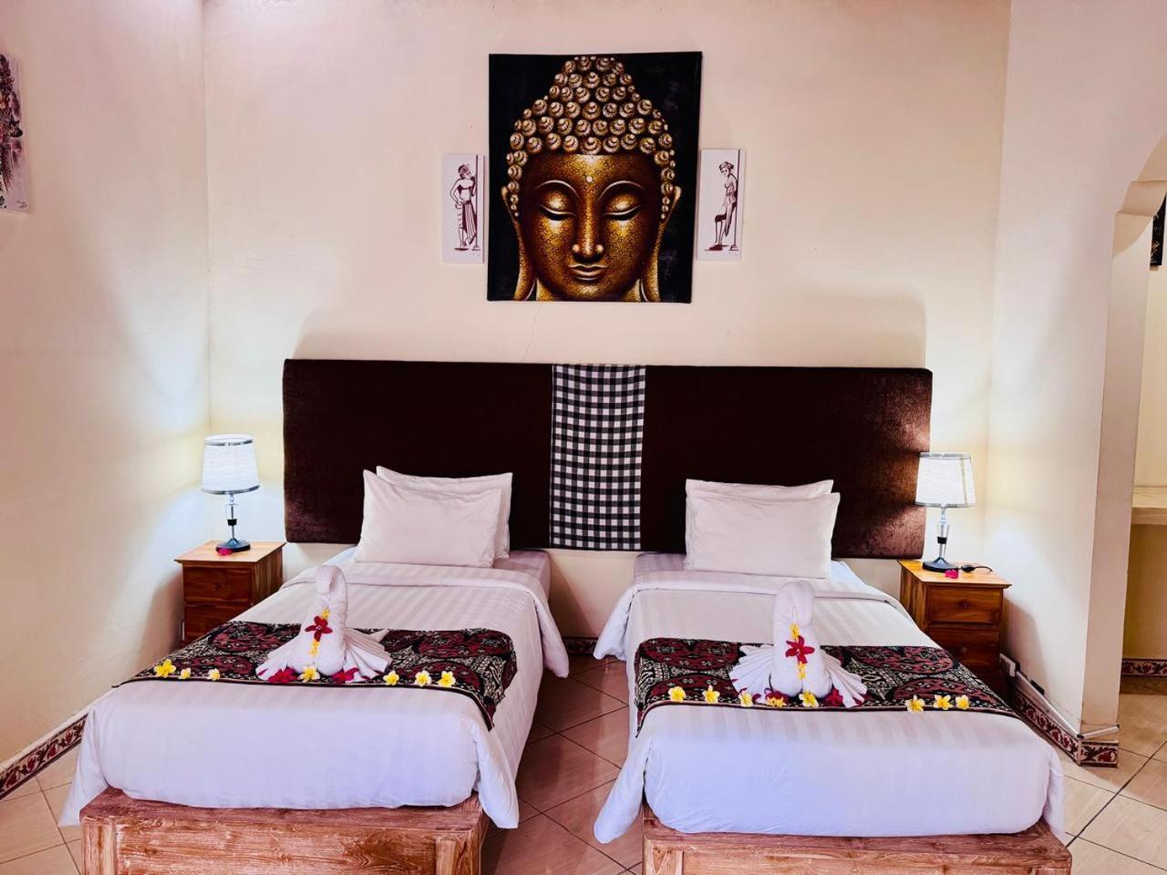 Bungalow Geringsing จันดีดาซา ภายนอก รูปภาพ
