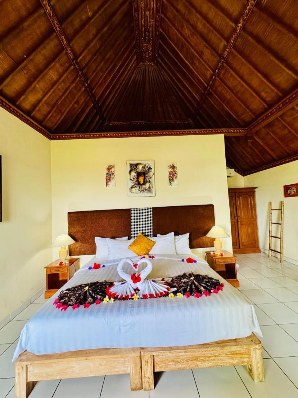 Bungalow Geringsing จันดีดาซา ภายนอก รูปภาพ